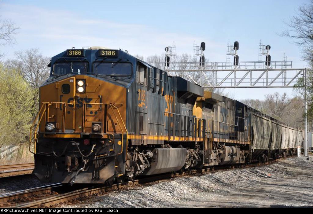 Grain train eases south out of the yard